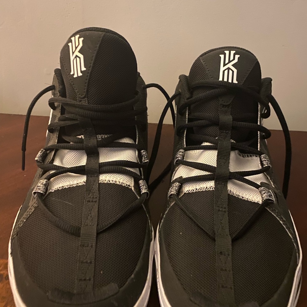 Nike Black and White Sneakers